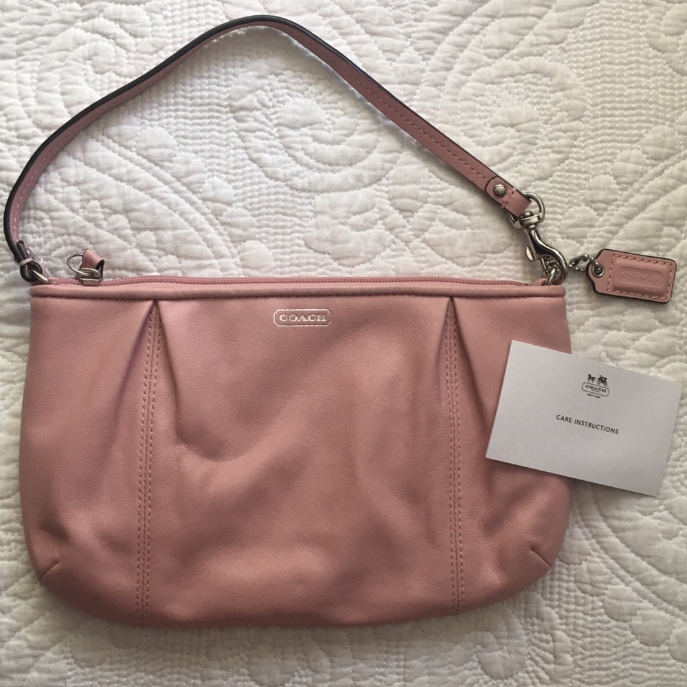 NWOT COACH clutch wallet